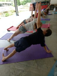 kids doing yoga